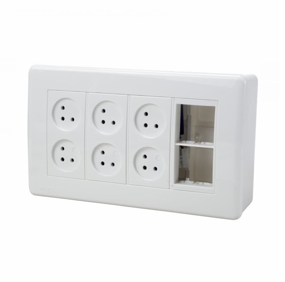 עמדת HOME & OFFICE על הטיח, 8 מודולים, 6 שקעים ומתאם גוביס
